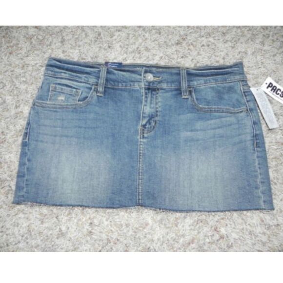 Bullhead Black Jean Skrit Size 1 Mini NWT - Picture 1 of 2